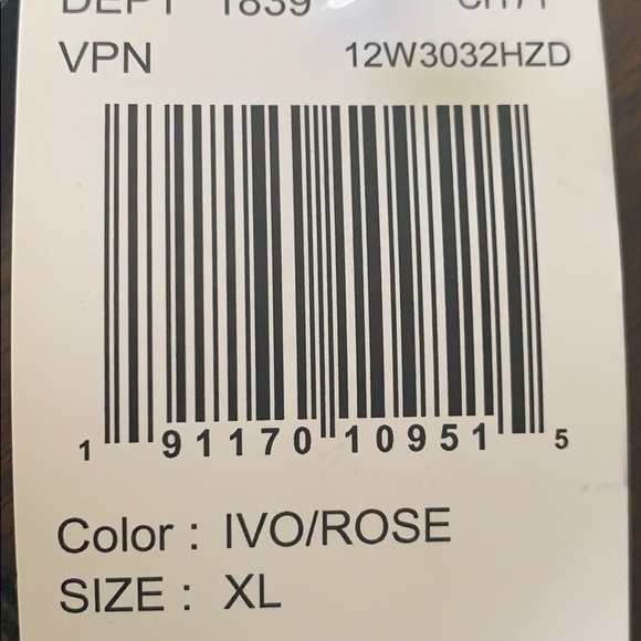 Romper - Picture 2 of 3